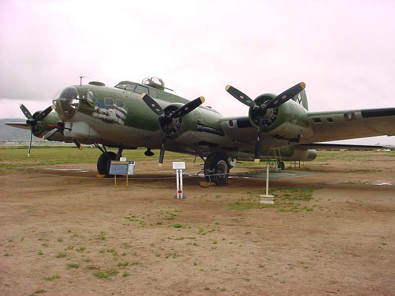 http://www.flightadventures.com/misc/pix/melo/B-17/B-17_1.jpg